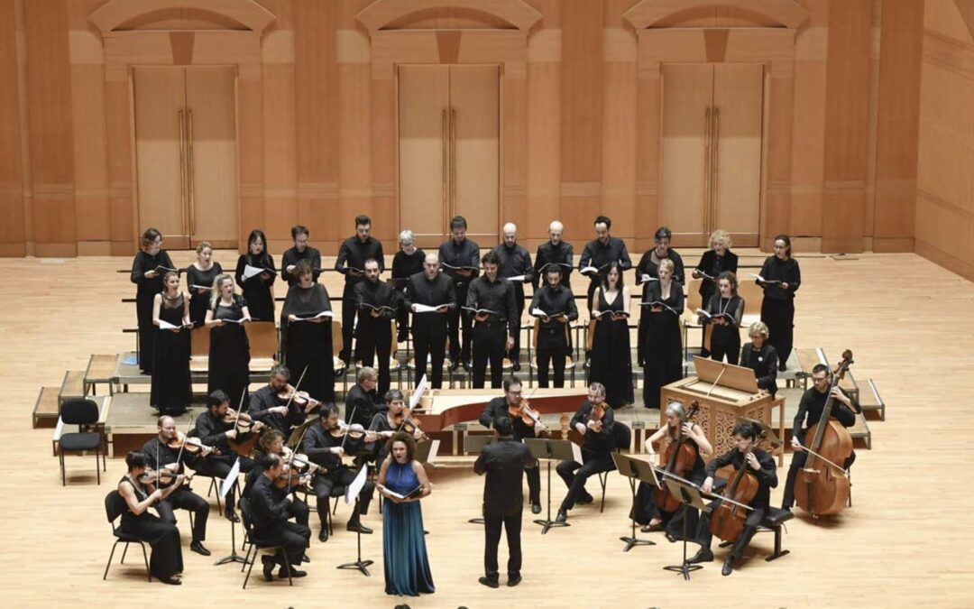 Al Fraschini il Coro Ghislieri con “Follie parigine”